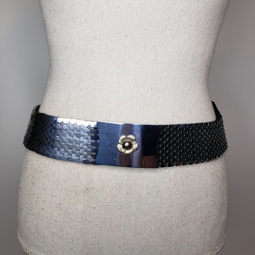 Mediaeval Metal Silver Tone Scale Floral Buckle‎ Stretch Belt OS